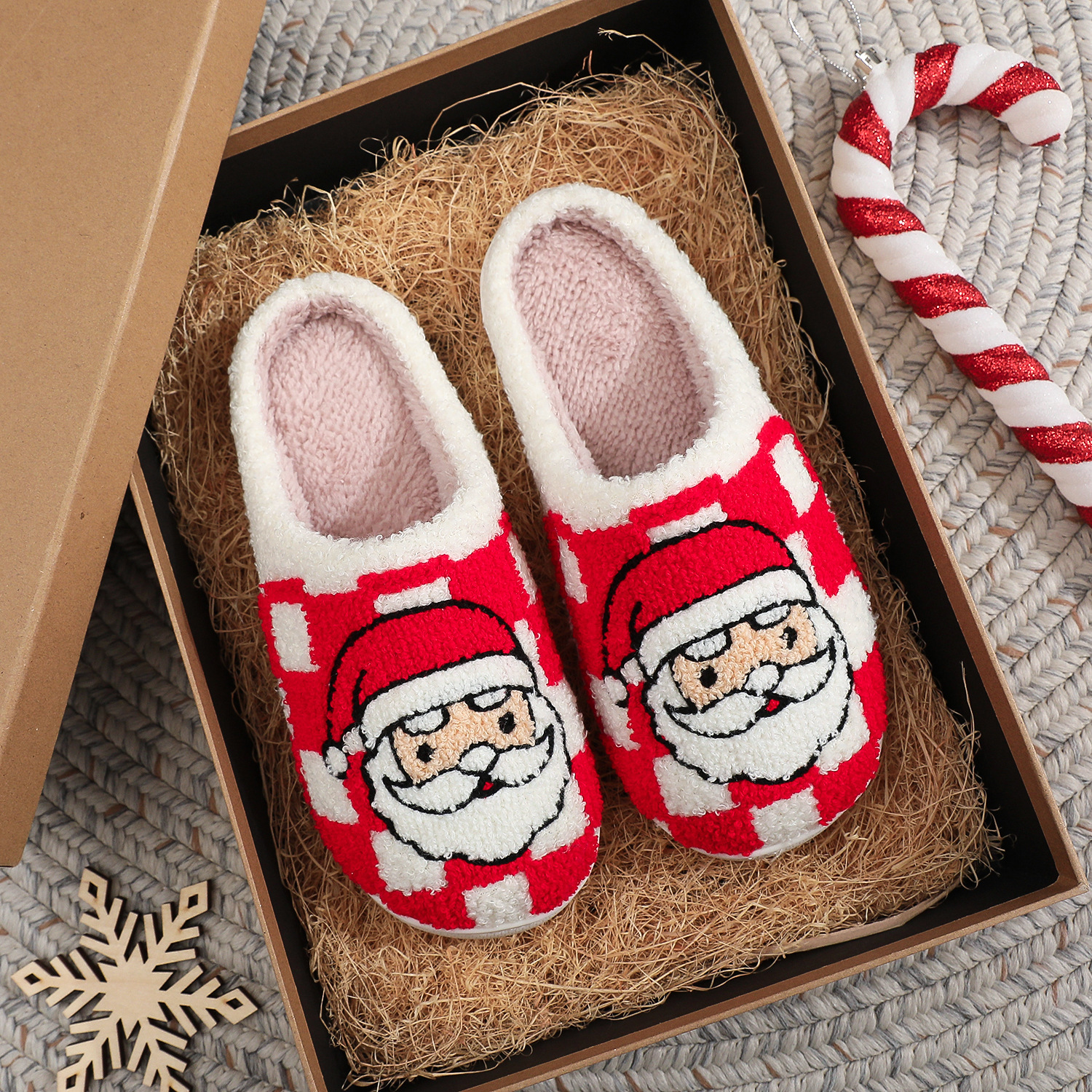 Nuevas pantuflas navideñas de cuadros con diseño de Papá Noel, antideslizantes, para interiores, para dormitorio, suaves y cómodas para mujer. - Imagen 4